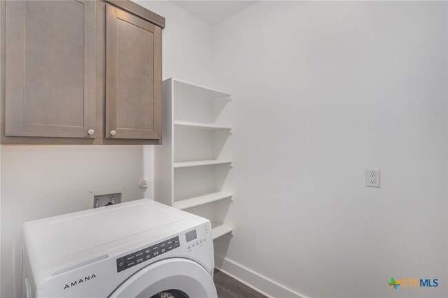 Foto del edificio - 1300 Black Locust Drive West