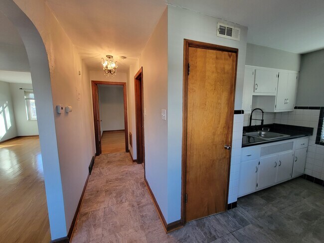 Foto del edificio - 5849 Eichelberger St