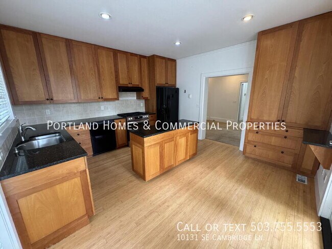 Foto del edificio - 10131 SE Cambridge Ln
