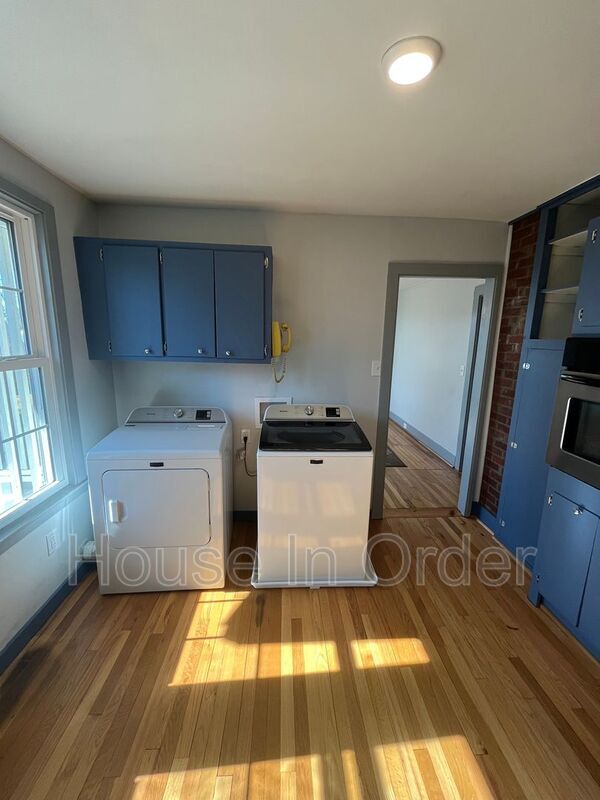 Foto del edificio - 144 Chestnut St