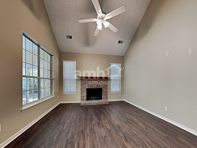 Building Photo - 5421 Greggs Landing Drive