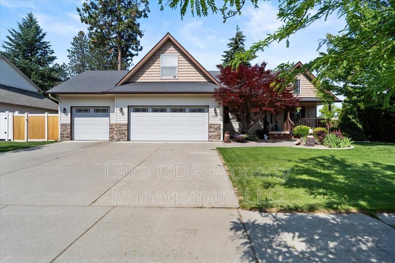 7275 Coronation Dr, Coeur d'Alene, ID 83815 House Rental in Coeur d