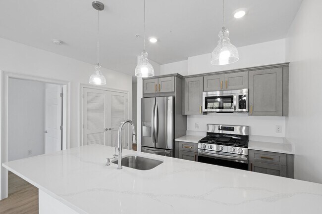 Foto del edificio - Brand New Barbara Anne Lofts.