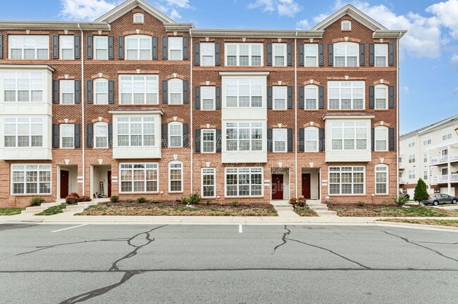 Photo - 22824 Ferncrest Terrace Townhome