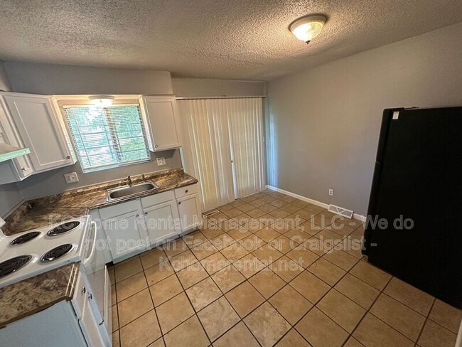 Building Photo - 7227 Gilmore Ave