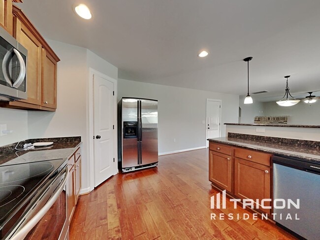 Building Photo - 3901 Creekmoore Drive Winston Salem NC