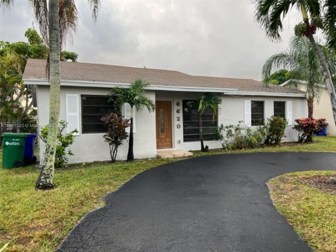 Primary Photo - 6620 NW 24th Ct