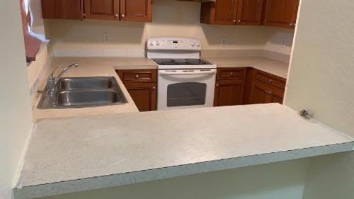 Foto del edificio - 2744 NW 131st St