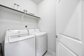 Building Photo - 23601 Zinfandel Dr