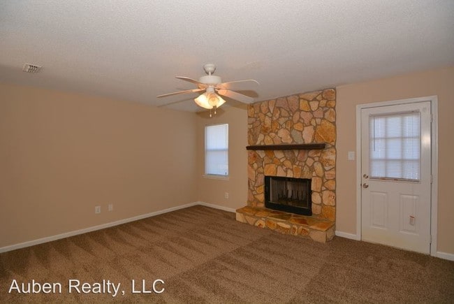 Building Photo - 2517 Tara Heights Cir