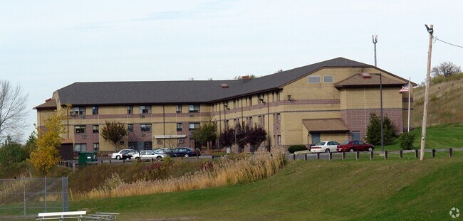 Foto del edificio - 200 Russet Ln