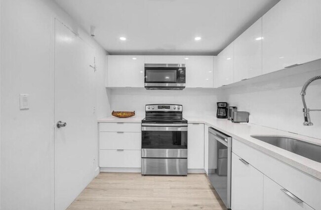 Foto del edificio - 4001 S Ocean Dr