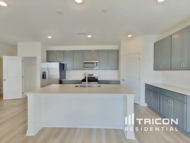 Foto del edificio - 5311 Carnegie Rd