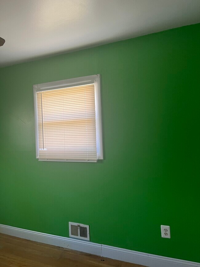 Foto del edificio - 8410 Richville Dr