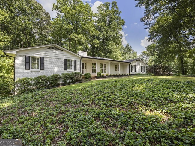Building Photo - 5305 Peachtree Dunwoody Rd