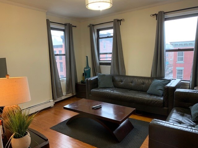 Primary Photo - 601 Bloomfield St