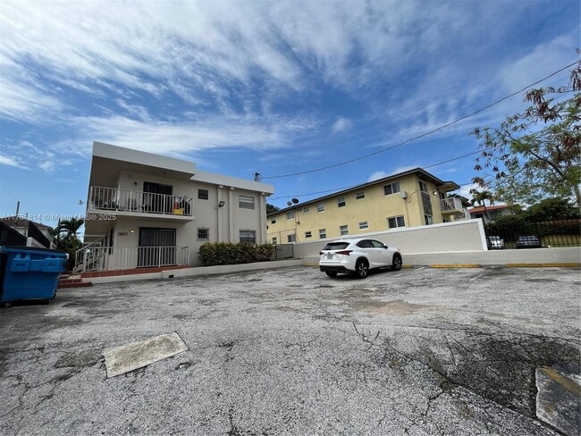 Foto del edificio - 1126 SW 3rd St