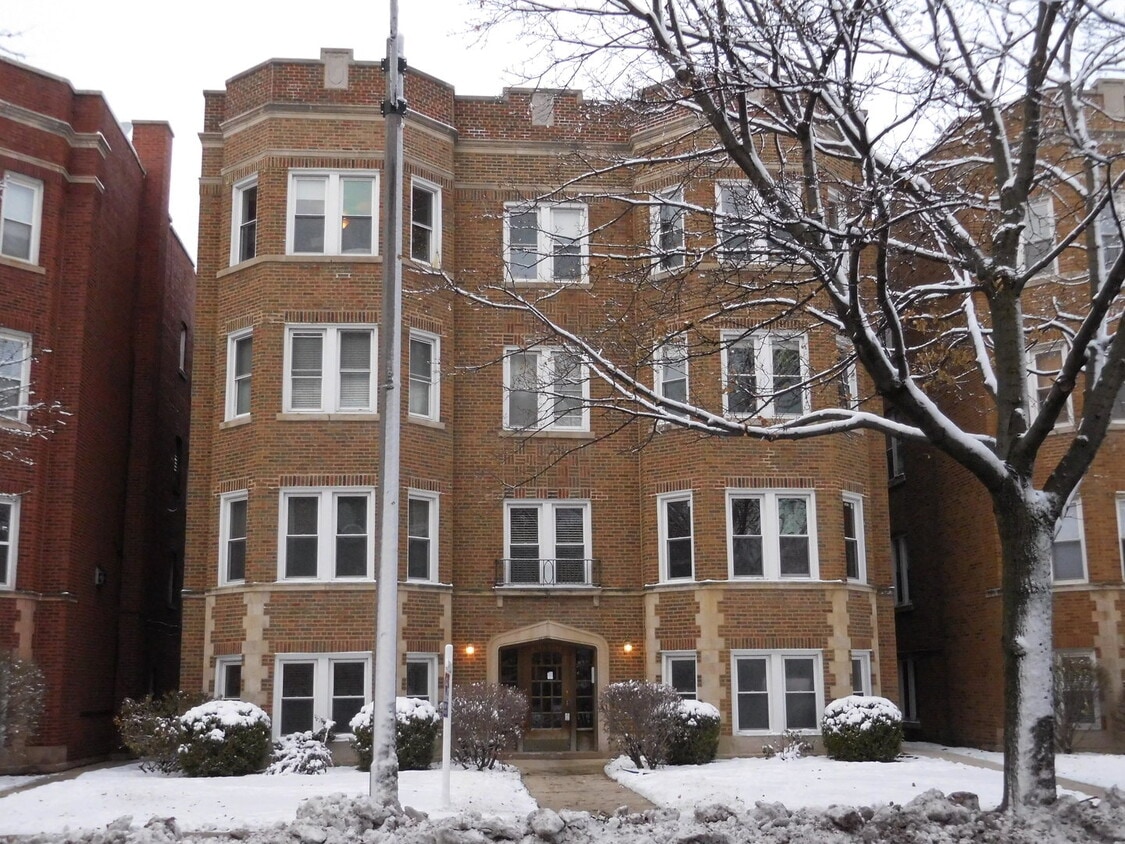 Foto principal - 7348 Lake St