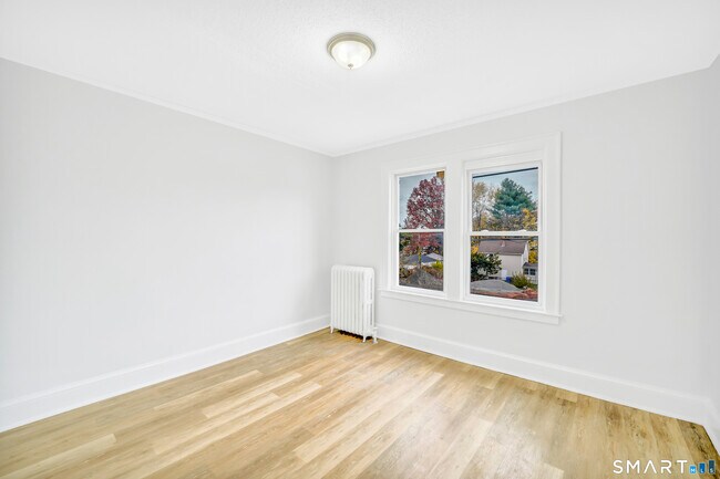 Foto del edificio - 1040 Capitol Ave