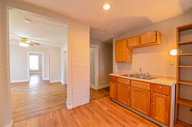 Foto del edificio - 4038 Seward St