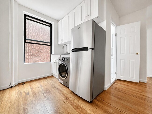 Foto del edificio - 401 E 68th St