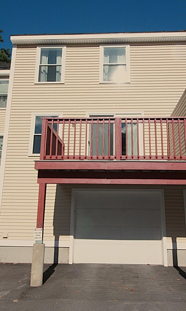 Building Photo - 70 Modena Dr