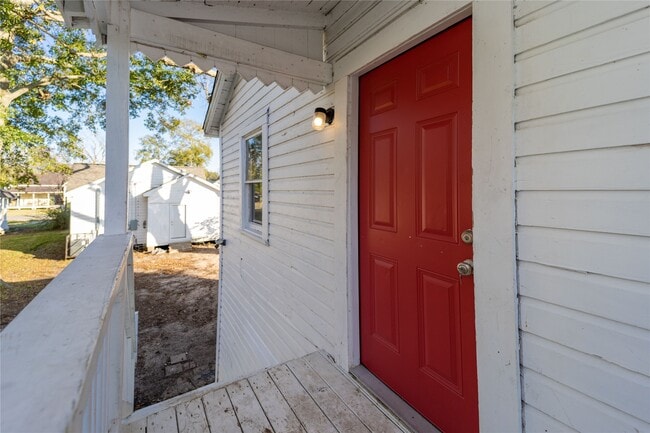 Building Photo - 4150 Brandon Ave