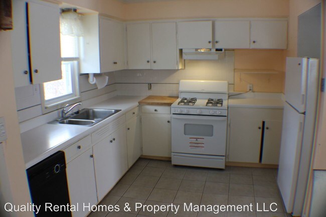 Building Photo - 701 Hartner Dr