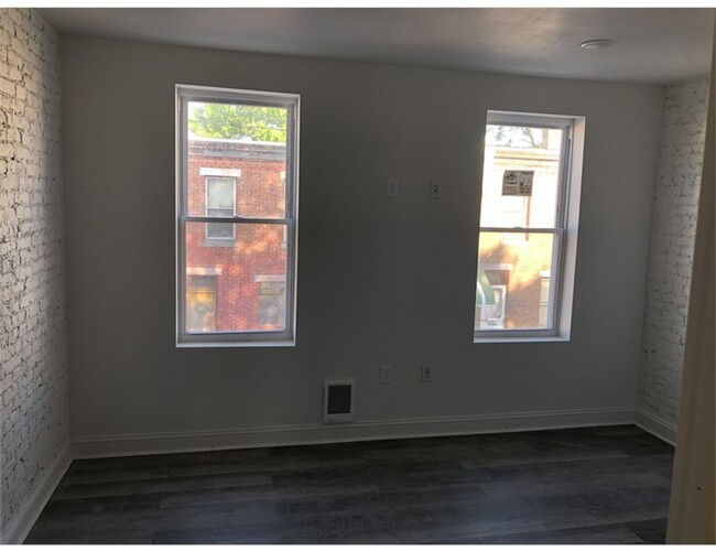 Building Photo - 3051 N Judson Street - Amazing Home ready ...