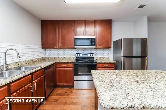 Building Photo - 8660 Boswell Meadows Dr