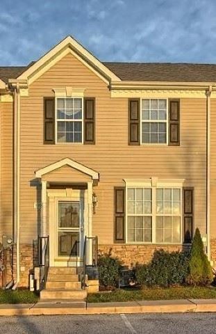 Foto principal - 1895 Jamestown Ln