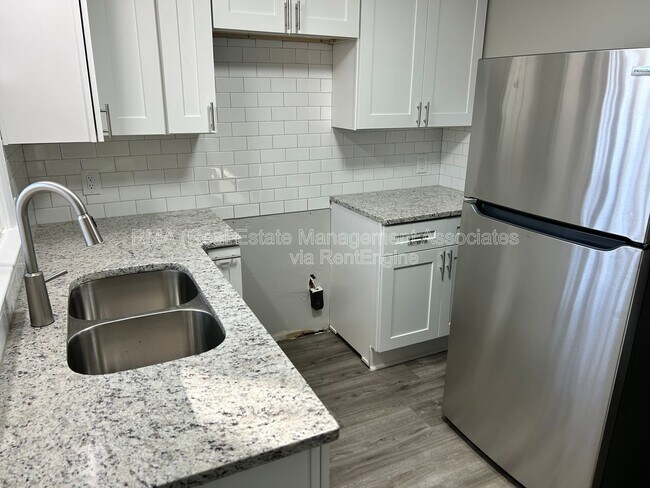 Building Photo - 12 A Lisa Ln