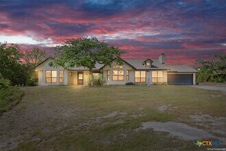 Building Photo - 840 Long Horn Trail
