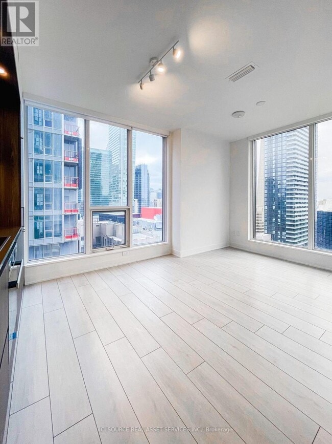 Building Photo - 35 Mercer St