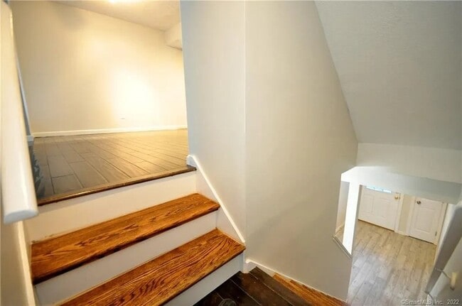Foto del edificio - 507 Carlton Ln