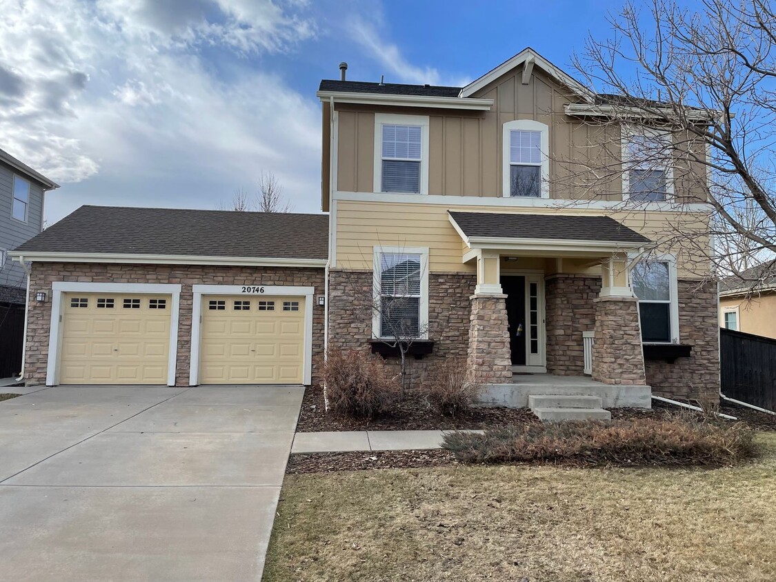 Foto principal - Conservatory 4 Bedroom Home (Available Imm...