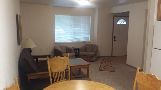Building Photo - 47 Appleway Dr