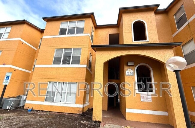 Building Photo - 4532 Commander Dr