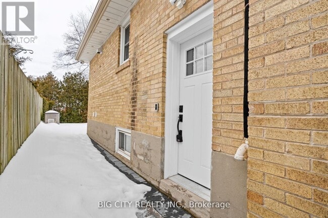 Building Photo - 18 Wexford Blvd