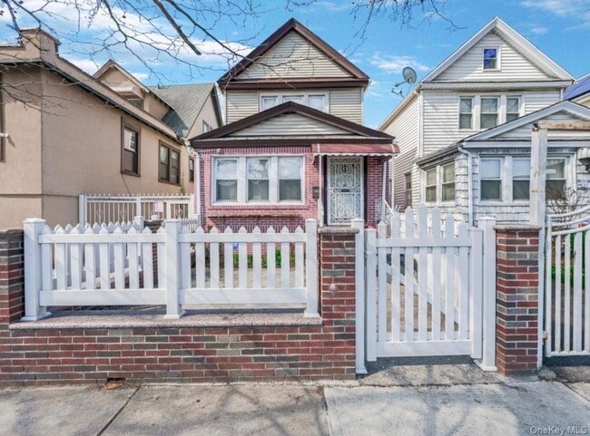 Building Photo - 10234 Van Wyck Expy