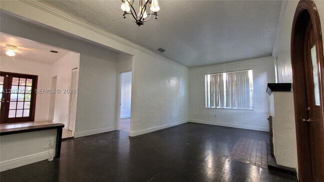 Foto del edificio - 3666 SW 13th Terrace
