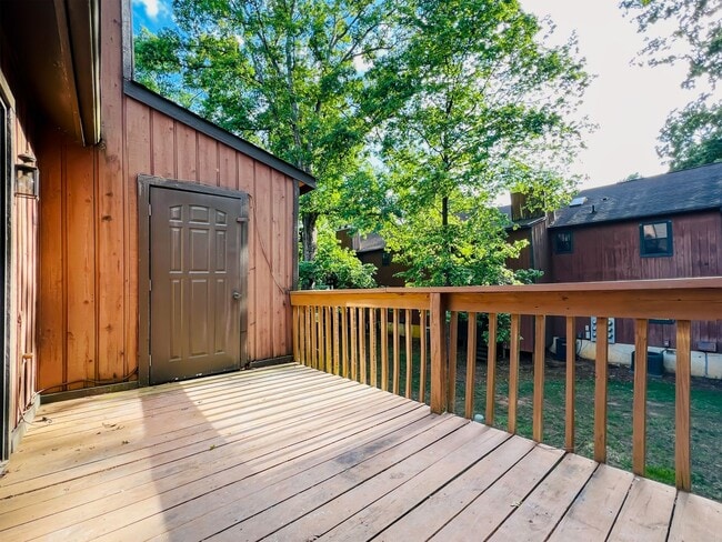 Photo - 1904 Aspen Way House