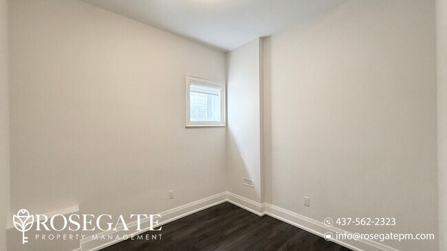 Photo du bâtiment - Newly Renovated 2-Bedroom Apartment in Tor...