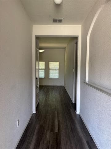 Building Photo - 2170 Alamandine Ave