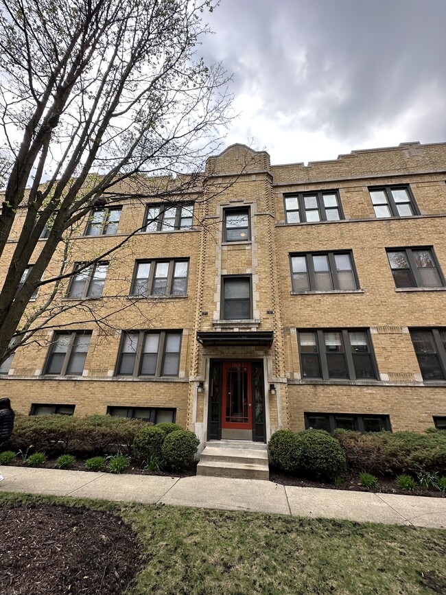Foto del edificio - 1360 W Estes Ave