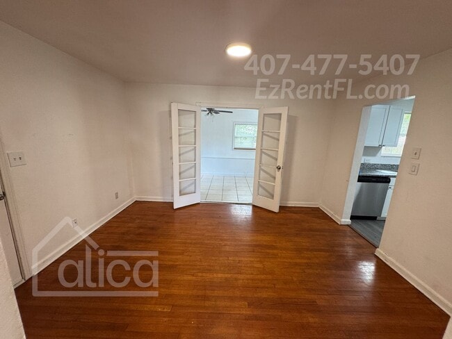 Building Photo - Coming Soon – Charming & Convenient 3-Bedr...