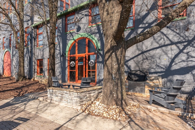 Back Entrance of Building - Farmer's Exchange Student Lofts