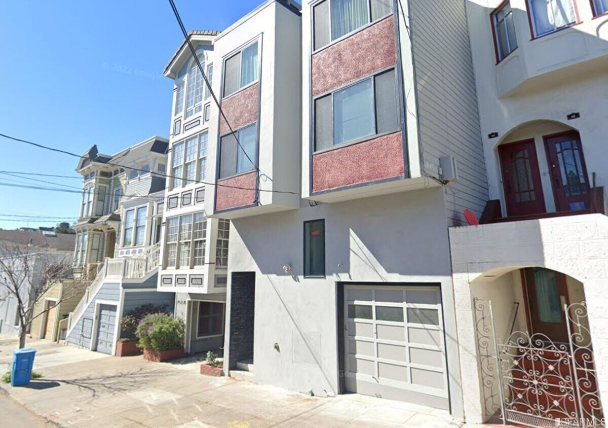 68 Diamond St, San Francisco, CA 94114 Apartment for Rent in San