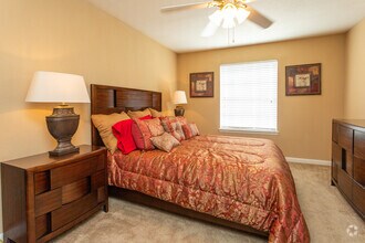 Interior Photo - Park Falls