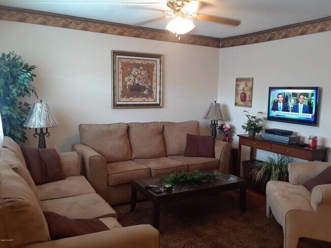 Foto del edificio - 8521 Canaveral Blvd
